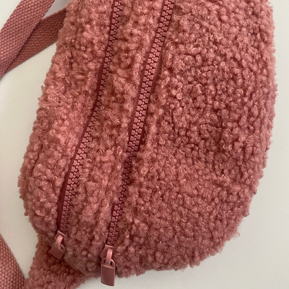 Teddy Mauve Fanny pack NWT